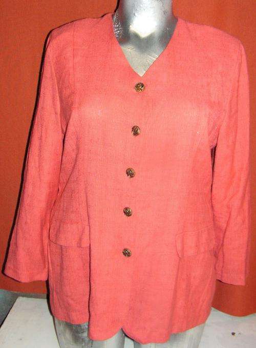VERY NICE MAUVE JACKET. SIZE 42. TOPICS. CONDITION: AS NEW