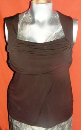 BROWN SLEEVELESS TOP. FINNIGANS. SIZE 18. CONDITION: VERY GOOD