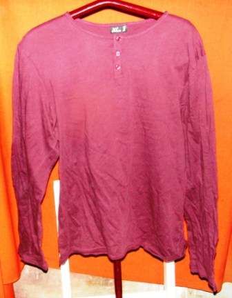 MAROON LONG SLEEVE GRANDPA T. SIZE EXTRA LARGE. CONDITION: VERY GOOD