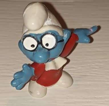 JUDGE BRAINY SMURF COLLECTIBLE 1971 SCHLEIGH PEYO