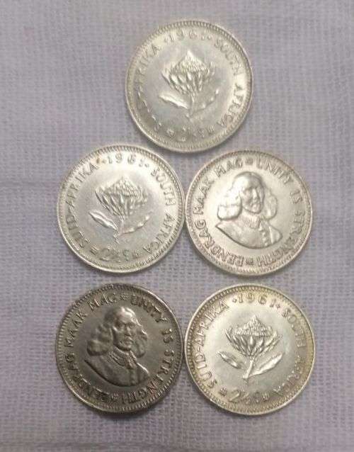1961 LOT OF SOUTH AFRICAN 2,5 CENTS MINT CONDITION TO XF GRADES BID ON 1 TO BUY ALL
