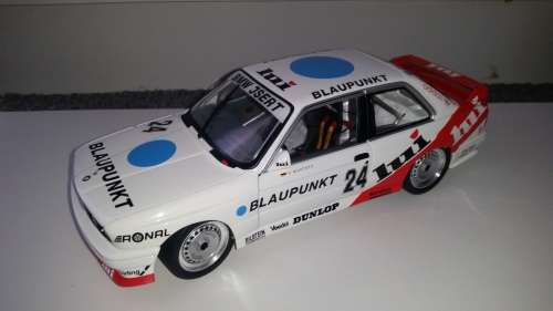 1:18 Minichamps BMW M3 DTM 1987 Manthey #24 Norisring Team Isert Blaupunkt