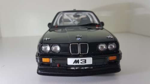 1/18 AutoArt Bmw M3 DTM Plain Body version - Black