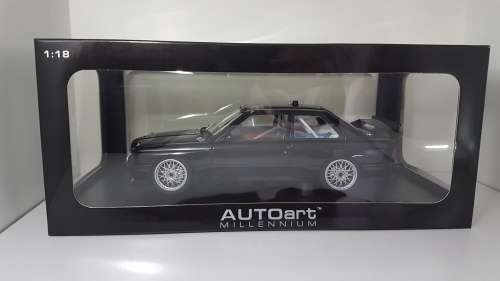 1/18 AutoArt Bmw M3 DTM Plain Body version - Black