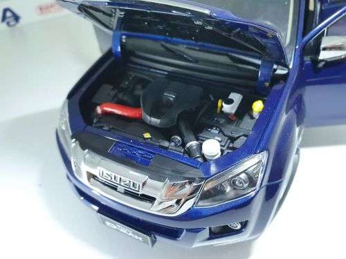 1/18 Isuzu D-MAX pickup Diecast Scale Model