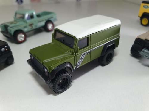 Hotwheels Land Rover bundle