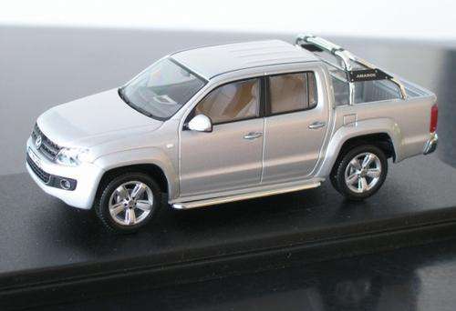 VW Amarok 1:43 Scale Dealer Edition