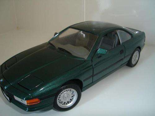 BMW 850i, 1:18 scale, with pop up lights, no box