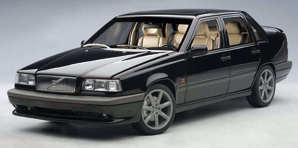 Volvo 850 R Sedan, by AutoArt
