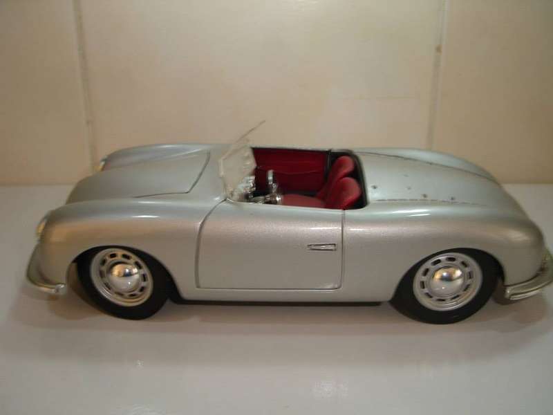 Porsche 356 Roadster, 1948, 1:18 Diecast Model