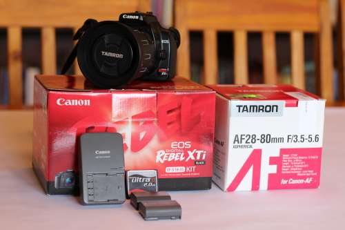 Canon EOS 400D / Digital Rebel XTi with Tamron 28-80mm lens
