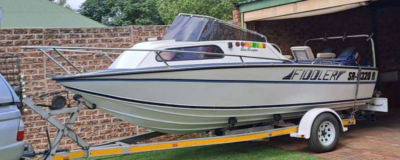 Sea Ranger with 2x new 85hp Yamaha outboard motors (trim & tilt)