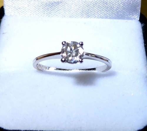 0.46ct DIAMOND ENGAGEMENT RING 100% NATURAL, Si3 Clarity | Colour H!