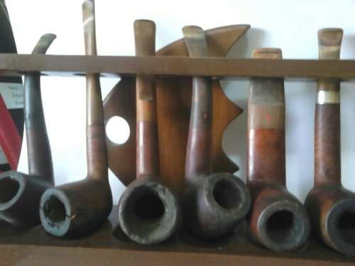 SMOKING PIPES  DR PLUMB (LONDON ENGLAND) (SOLD AS 6) & STAND