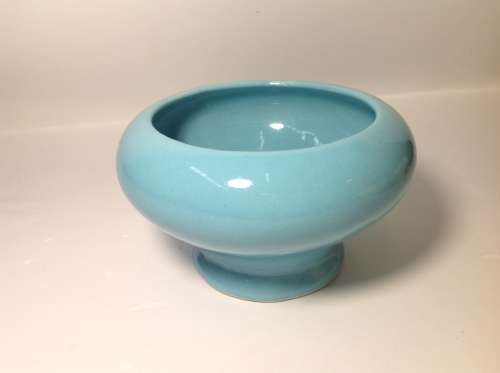 VINTAGE LUCIA WARE CERAMIC VASES SET OF 3 LOT 17
