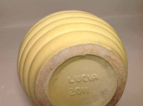 VINTAGE LUCIA WARE CERAMIC VASE LOT 20