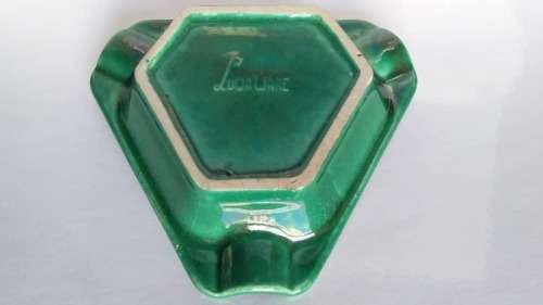 50% OFF LOT 19: VINTAGE LUCIA WARE ASHTRAY - GREEN TRIANGULAR + FREE GIFT