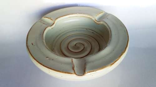 LOT 61: VINTAGE LIEBERMANN ASHTRAY