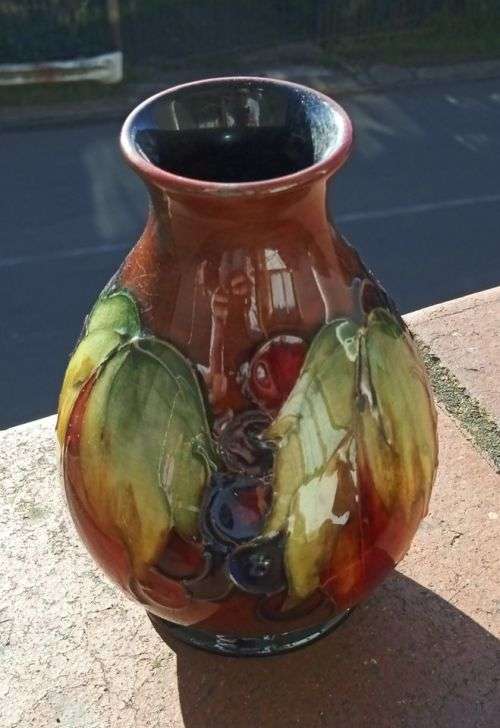 MOORCROFT FLAMBE LEAVES AND FRUIT SMALL VASE