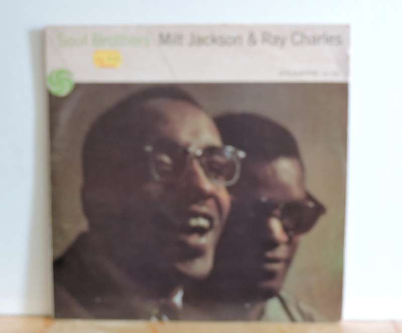 MILT JACKSON AND RAY CHARLES - SOUL BROTHERS - VG+/EX