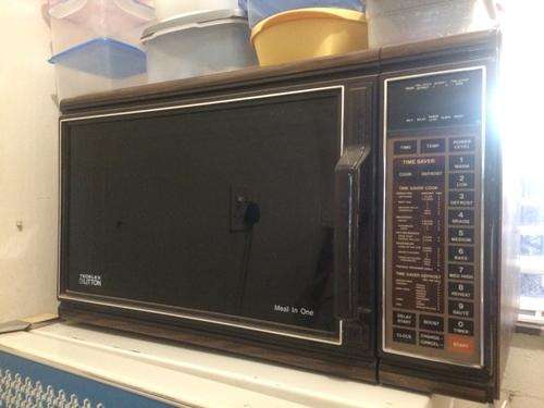Antique Tedelex Litton Microwave Oven