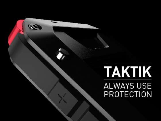 iPhone 4/4S/5/5S LUNATIK TAKTIK Extreme Case - With Corning Gorilla Glass Screen Protection