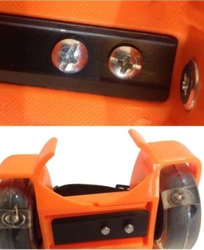 FLASHING ROLLER SKATES