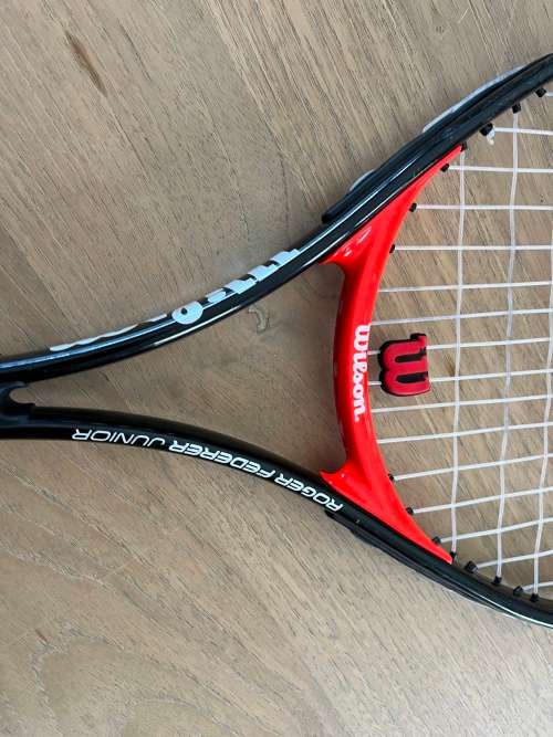 Wilson Roger Federer 25 junior tennis racket