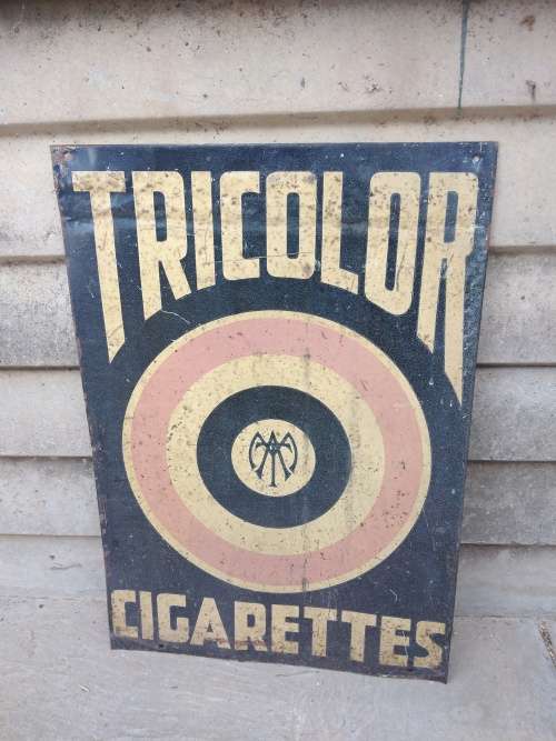 Tricolor advertising tin sign