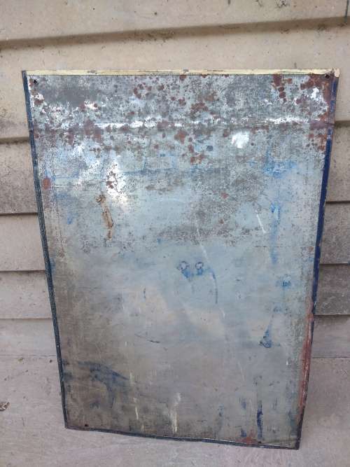 Tricolor advertising tin sign