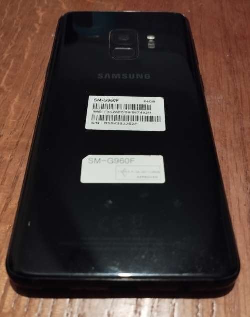 Samsung S9 (Black) in good condition
