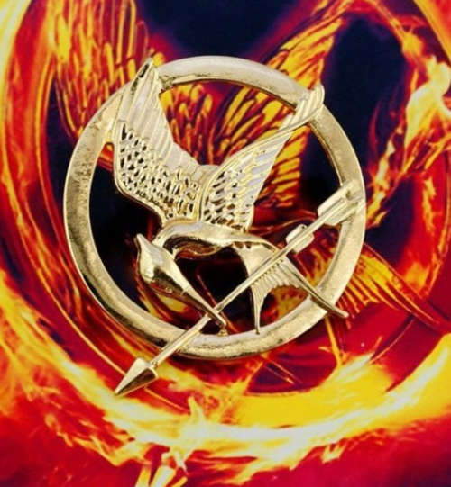 Hunger Games Mocking Jay Brooch Metal Pin - Gold Colour