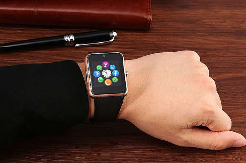 GT08 Smart Watch - Golden Color on Black