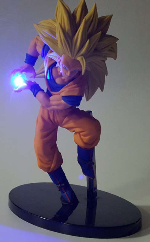 Dragon Ball Z Goku Action Figure Blue or White LED Kamehameha (approx 15cm)