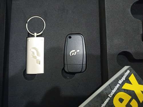 Gran Turismo 5 Signature Edition Collectors  (Excluding Game) - PS3