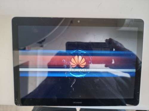 Samsung Galaxy Tab S 10.5 and Huawei MediaPad T3 10 (Read Description)