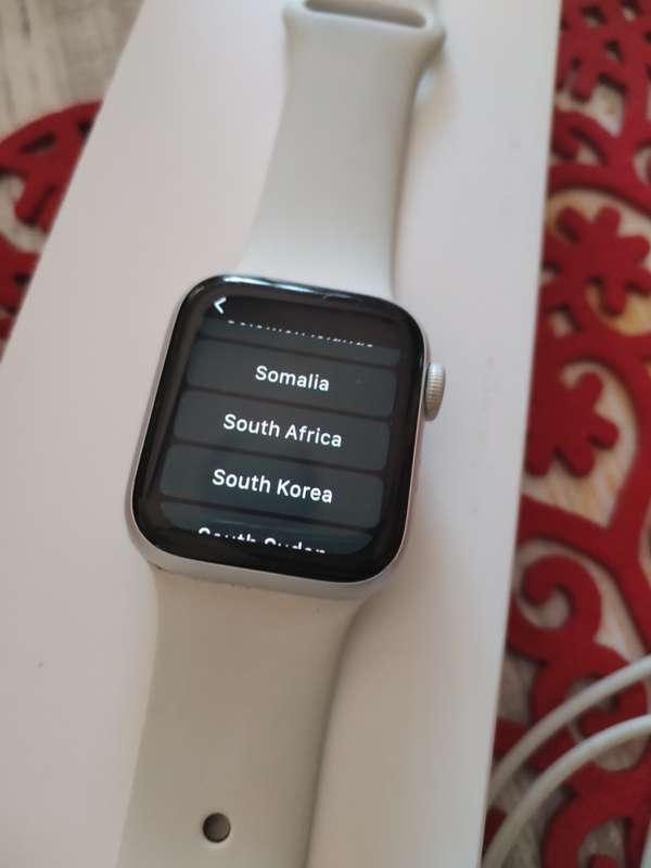 Apple Watch Series 5 40mm GPS Only