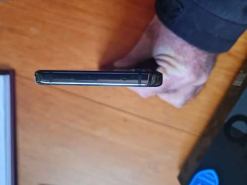 Samsung Galaxy Z Flip4 (CHEAPEST ON bob)