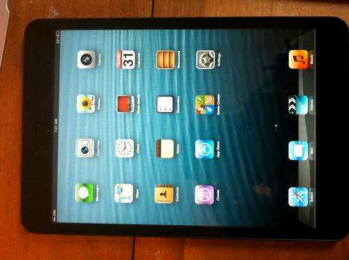 Apple iPad Mini 4g Wifi 16 gig