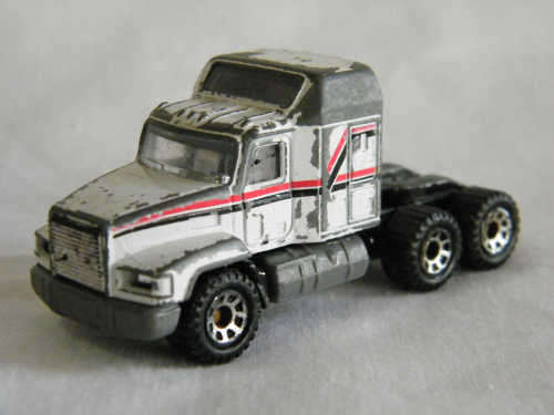 Matchbox - Mack CH500 model car - as per photo