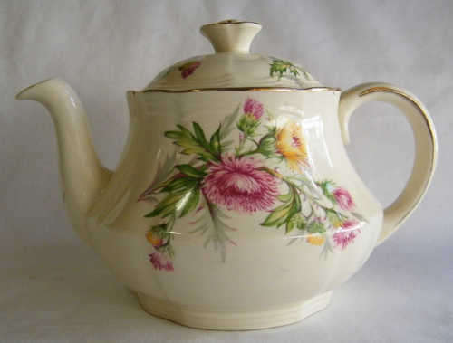 Alfred Meakin teapot - repaired - as per photo