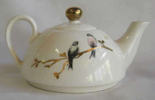Small Teapot with birds - as per photo