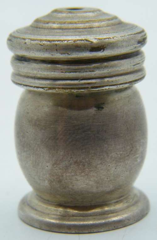 Small salt pot - as per photo