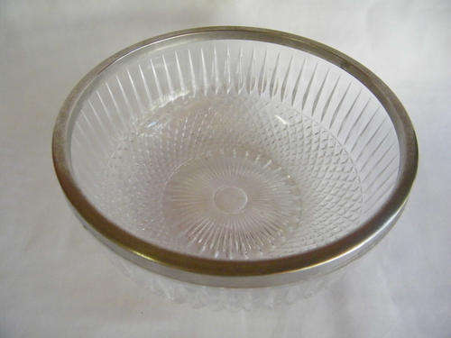 Vintage glass bowl with metal rim - @ CRAZY R1 start
