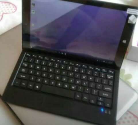 STYLUS Funda 10.1 inch Windows 10 Tablet
