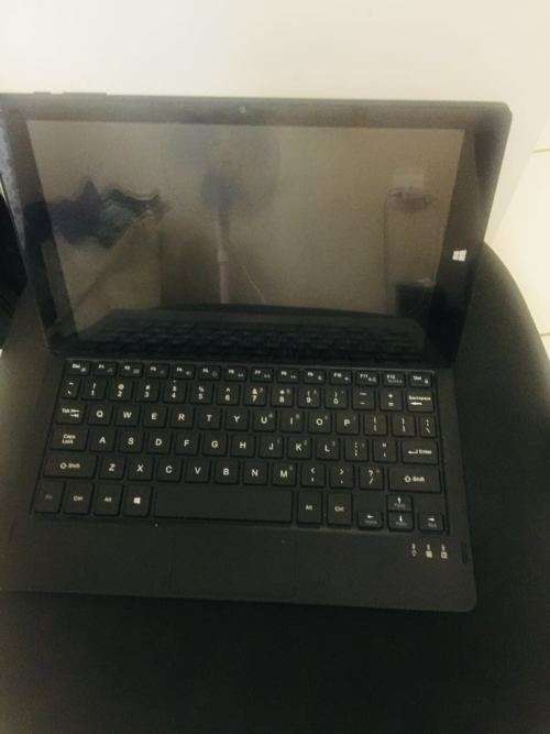6th Gen (2-in-1) Quad-Core Windows10 (Laptop-Tablet-PC) with 3G