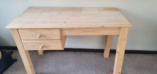 Pine Table / Desk