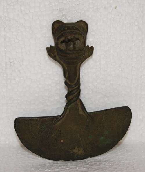 Ceremonial Bronze Jaguar Head Tumi Knife
