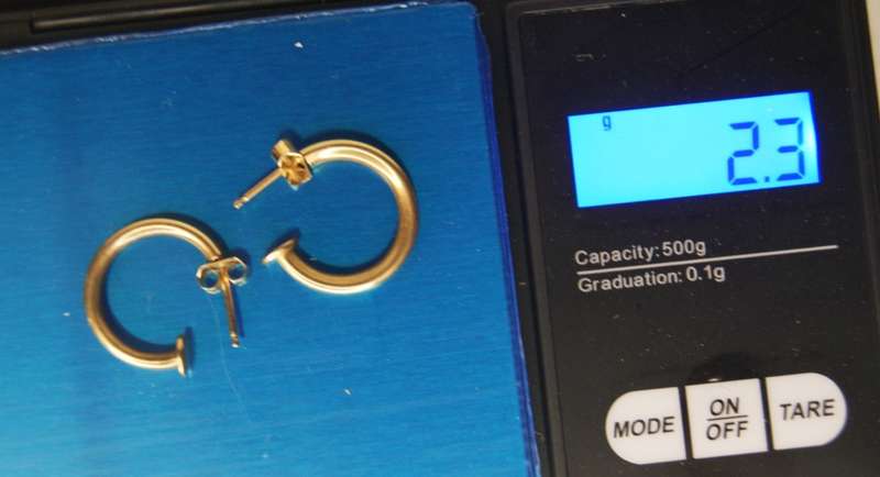 Pair of 9ct Gold Semi Hoop Earring with Butterflies (2.3g) @ CRAZY LOW R1 START