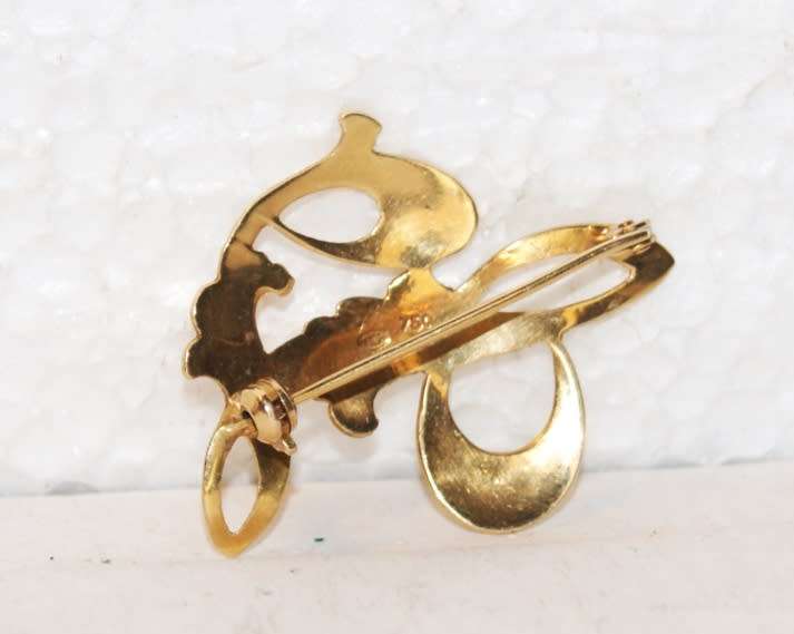 18ct Gold Brooch (4g) @ CRAZY LOW R1 START